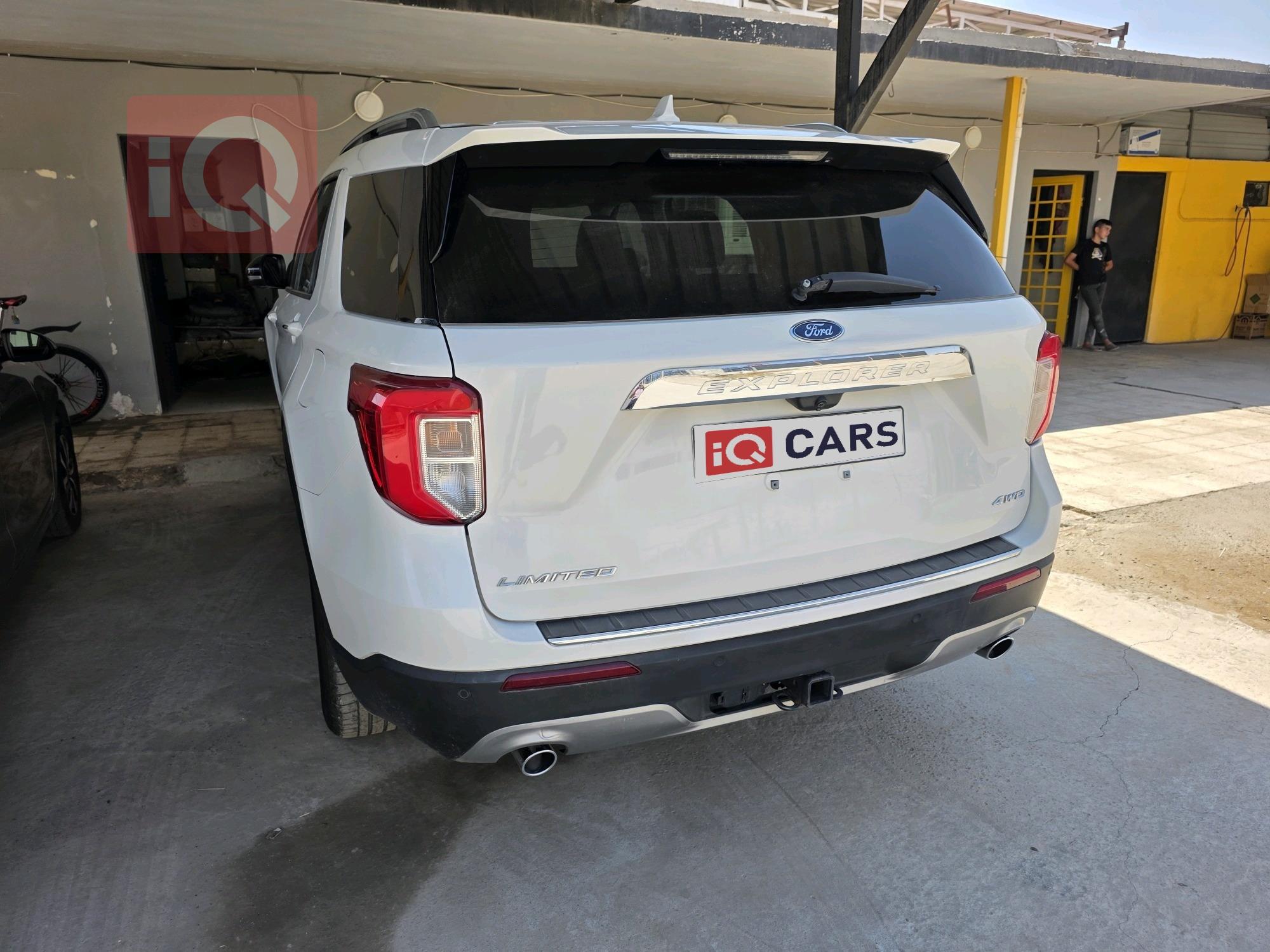 Ford Explorer